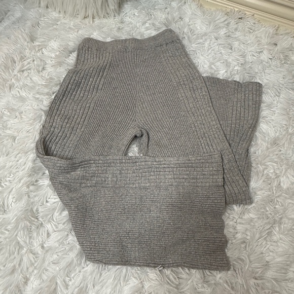 Lulu's Sweater Pants - Picture 3 of 8
